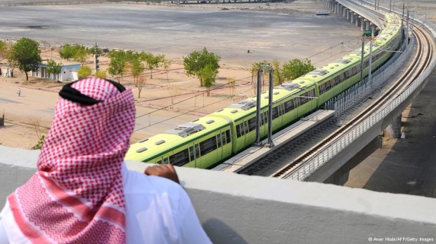 تدشين مشروع قطارات كهربائية بدون سائقين في الرياض