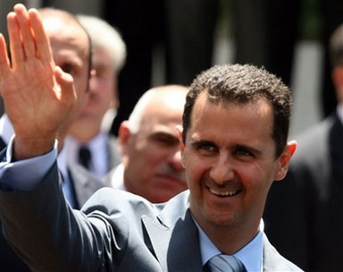 الأسد يصدر مرسوماً يقضي بتعديل حكومة وائل الحلقي