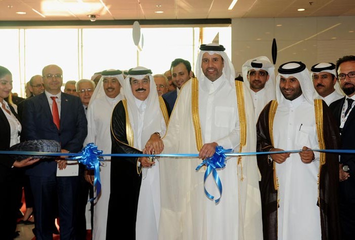 وزير الاقتصاد والتجارة يفتتح معرض “الضيافة قطر 2015”
