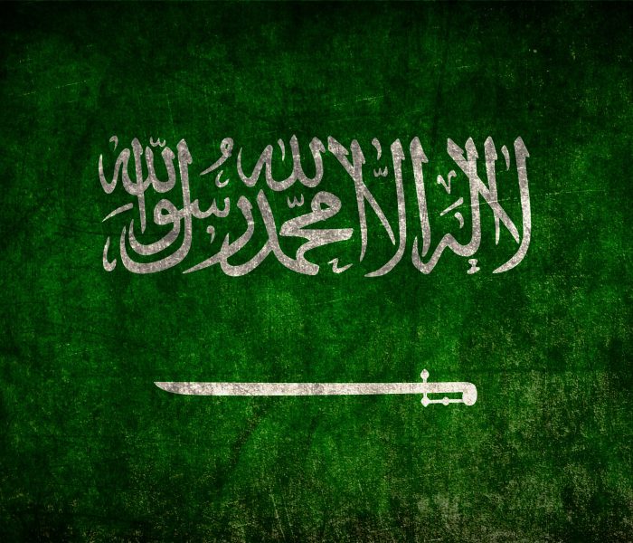 السعودية: نؤيد بالكامل الضربات الغربية ضد النظام السوري