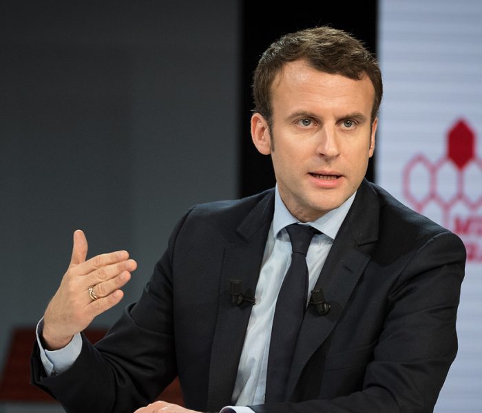 ماكرون يعدّل تعليقاته حول “إقناع” ترامب “بالبقاء” في سوريا