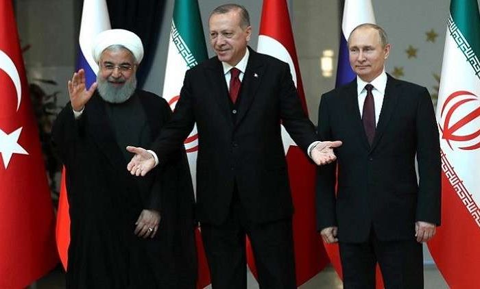 خبير روسي: الضربة الثلاثية دقت إسفينا بين ضامني أستانا