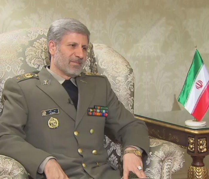 وزير الدفاع الإيراني: يجب خروج من دخل سوريا دون موافقة دمشق