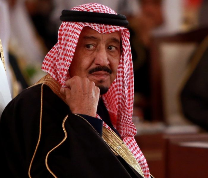 الملك سلمان يصدر عفوا عن العسكريين السعوديين في اليمن من العقوبات
