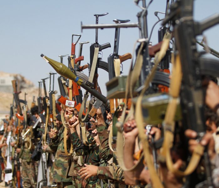 قوات هادي: مقتل وجرح 25 حوثيا بمعارك في الضالع وسط اليمن